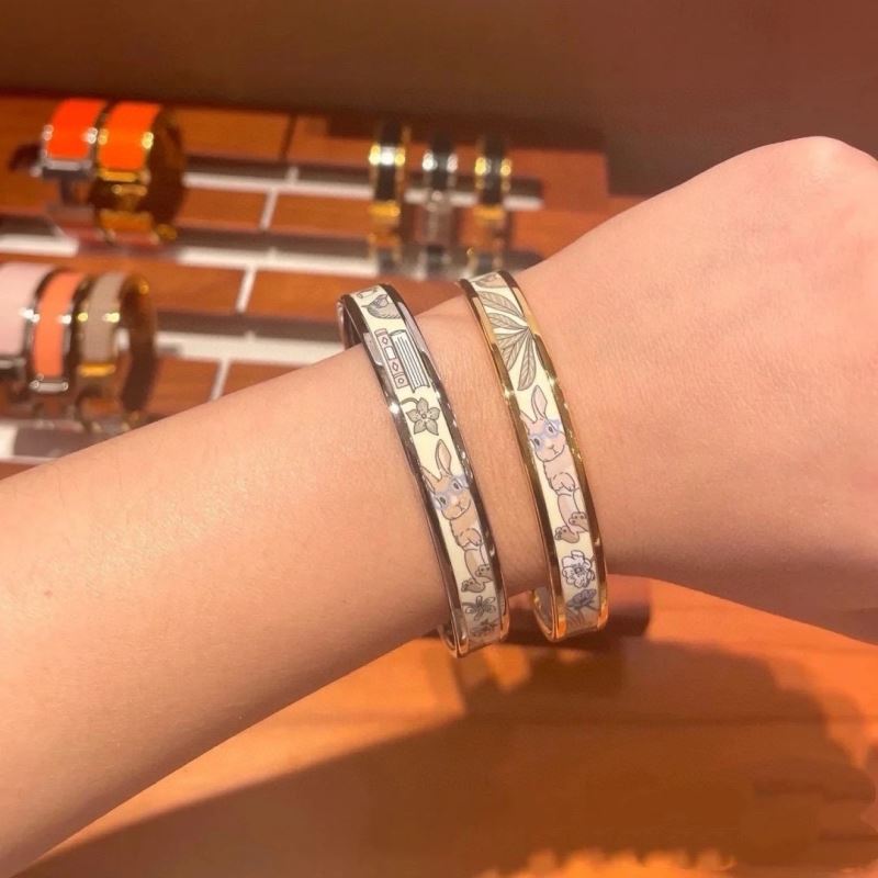 H**mes bracelets